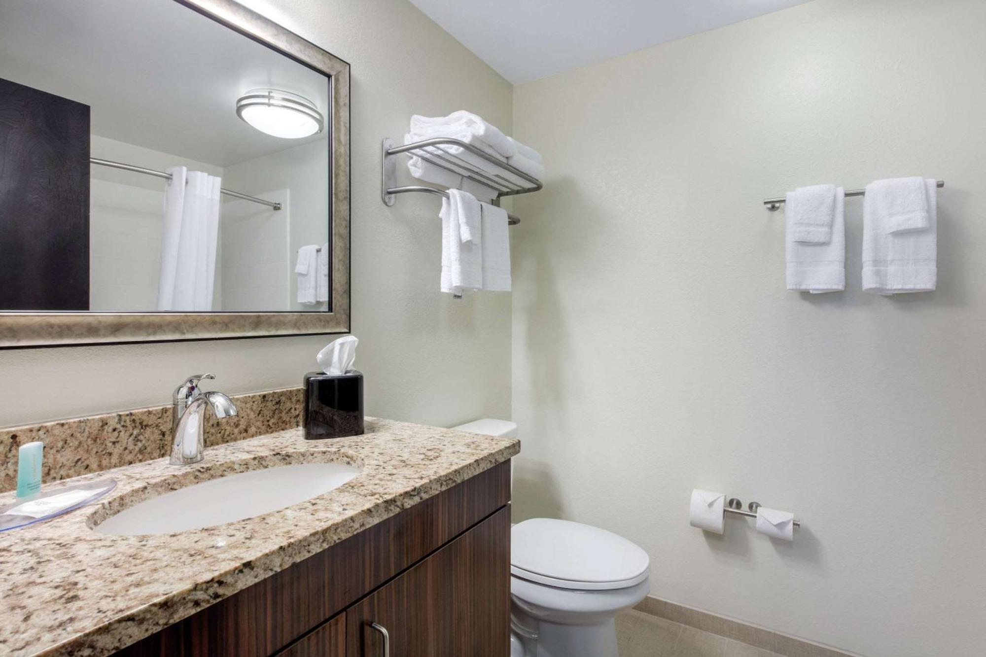 Mainstay Suites St Louis Airport Bridgeton Exterior foto